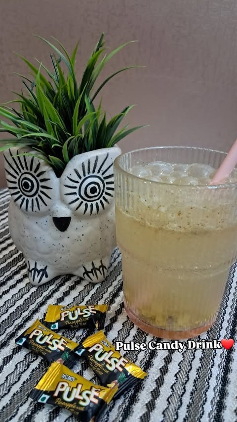 Instagram post by @foodiekareena for Pulse. Caption reads: 🚨 Enter the #PulseUpYourDrink Contest 🚨 I made....