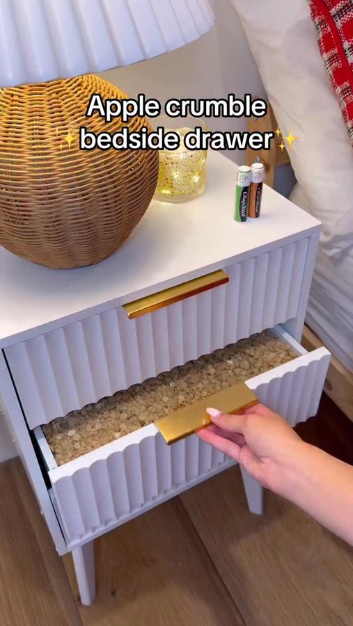 Instagram post by @itsmejuliette for ChapStick. Caption reads: [...] crumble drawer is fully stocked 😌....