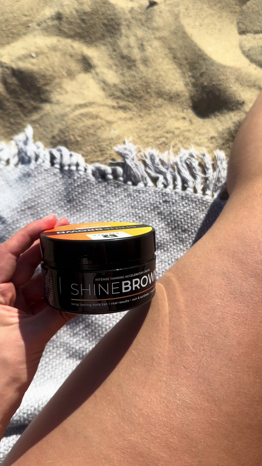 TikTok post by @domaborowska for BYROKKO. Caption reads: ☀️@BYROKKO | ShineBrown @Rossmann Polska ....