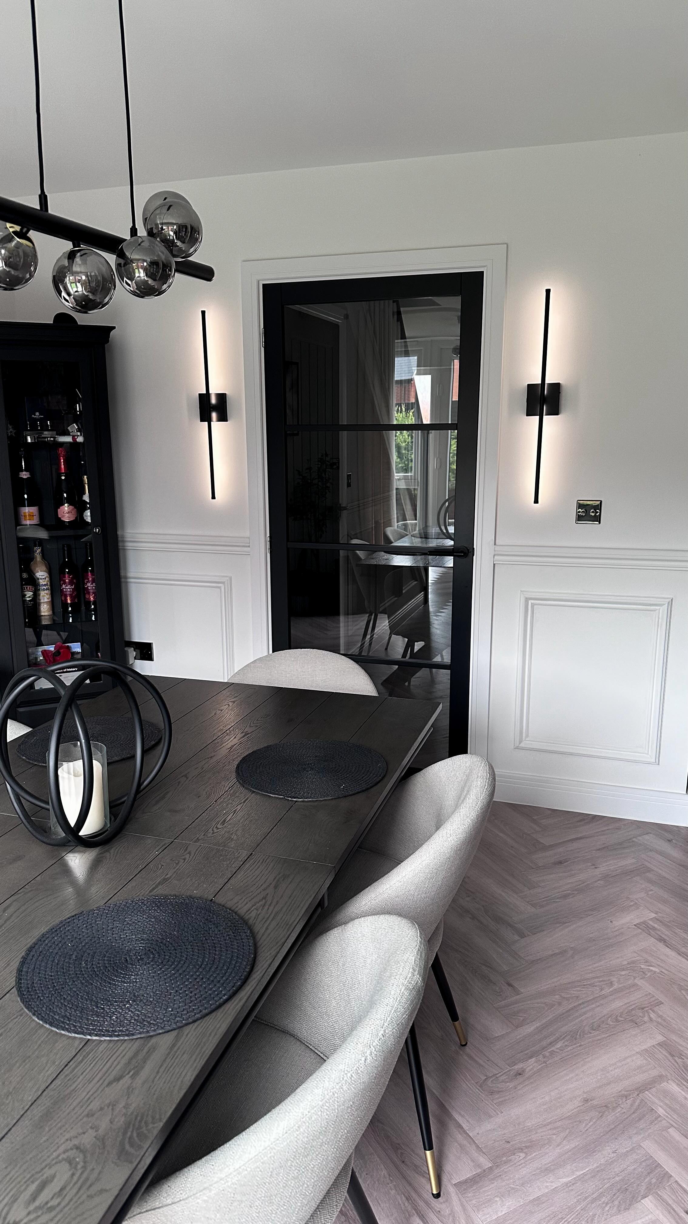 Instagram post by @themonomanor for Umbra. Caption reads: D I N I N G  R O O M

Created the perfect dining....