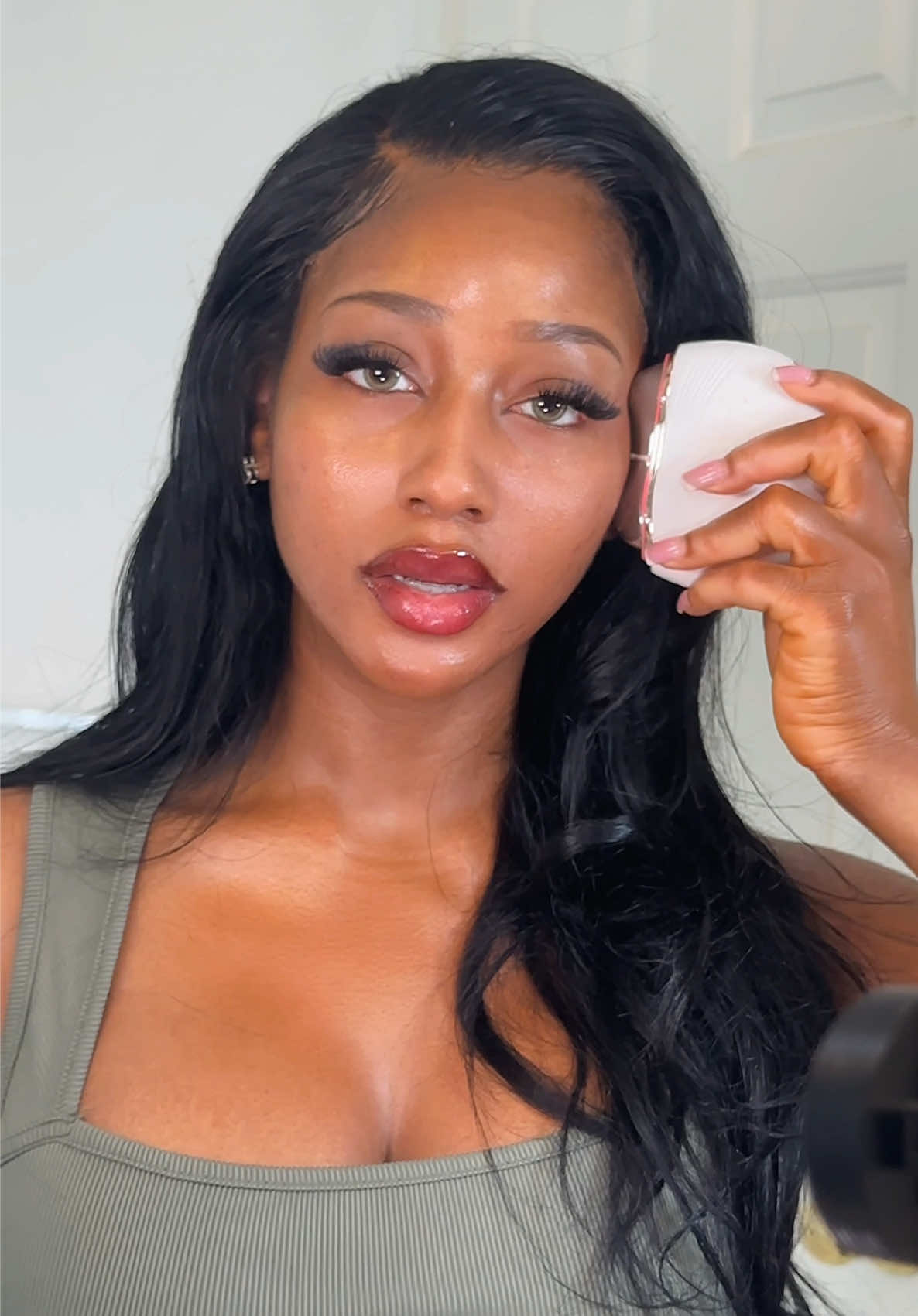 TikTok post by @constanceconnie1 for RIKI LOVES RIKI. Caption reads: This face sculpting tool helps with lymphatic....