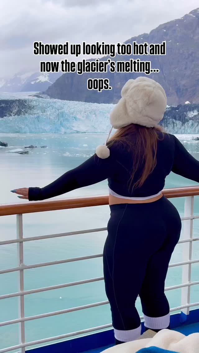 Instagram post by @sampaigepix for Princess Cruises. Caption reads: My day at glacier bay! We got to see glacier....