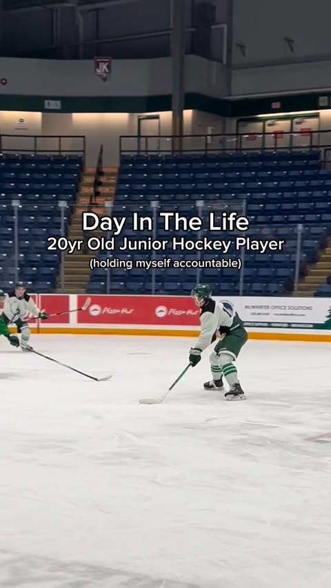 Instagram post by @samlyne_ for HockeyShot. Caption reads: [...] and I’ll send you the link to the....