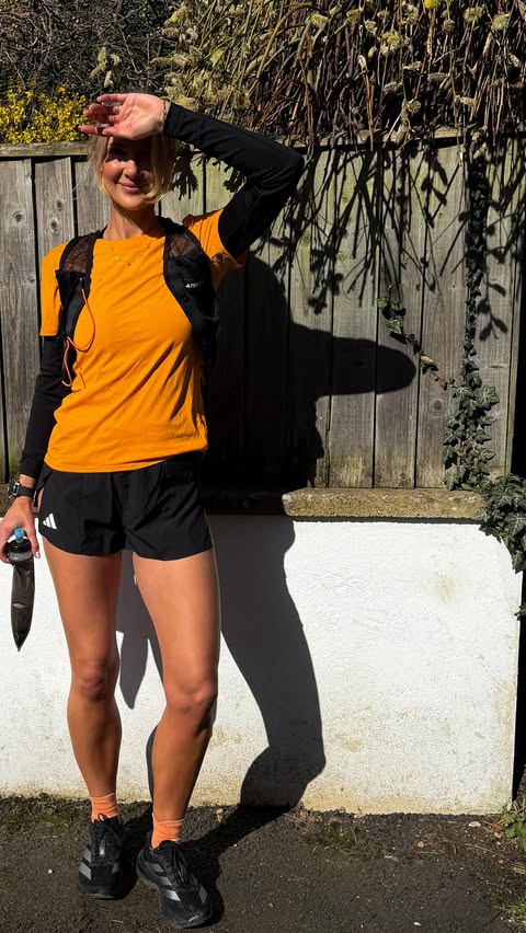 Instagram post by an influencer for Very. Caption reads: [...] is the perfect time to start! @veryuk have....