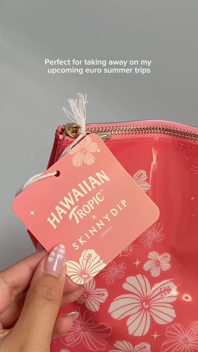 Instagram post by @imhollyfrances for Hawaiian Tropic. Caption reads: PSA girlies! 💕 Get a free Hawaiian Tropic x....