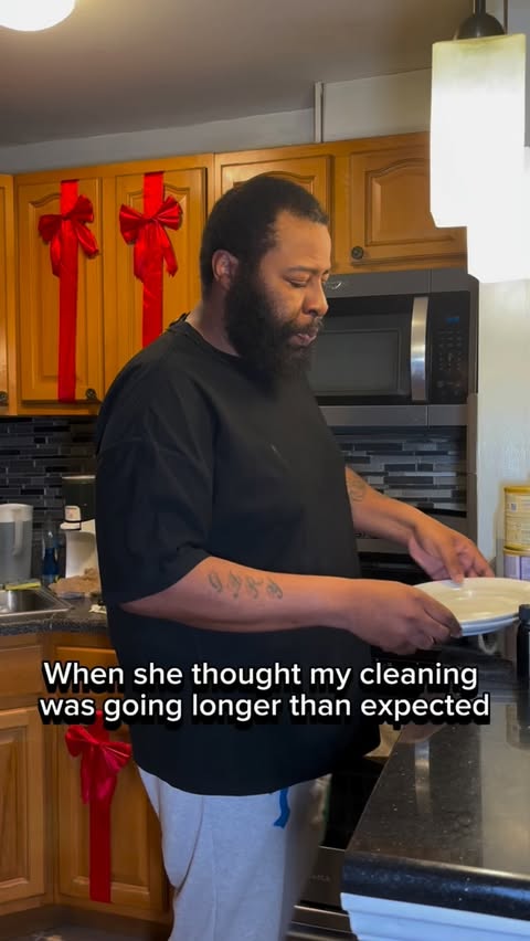 Instagram post by @keepin_it_queena for BlueChew. Caption reads: She said ‘that was quick’… I said it’s @bluechew....