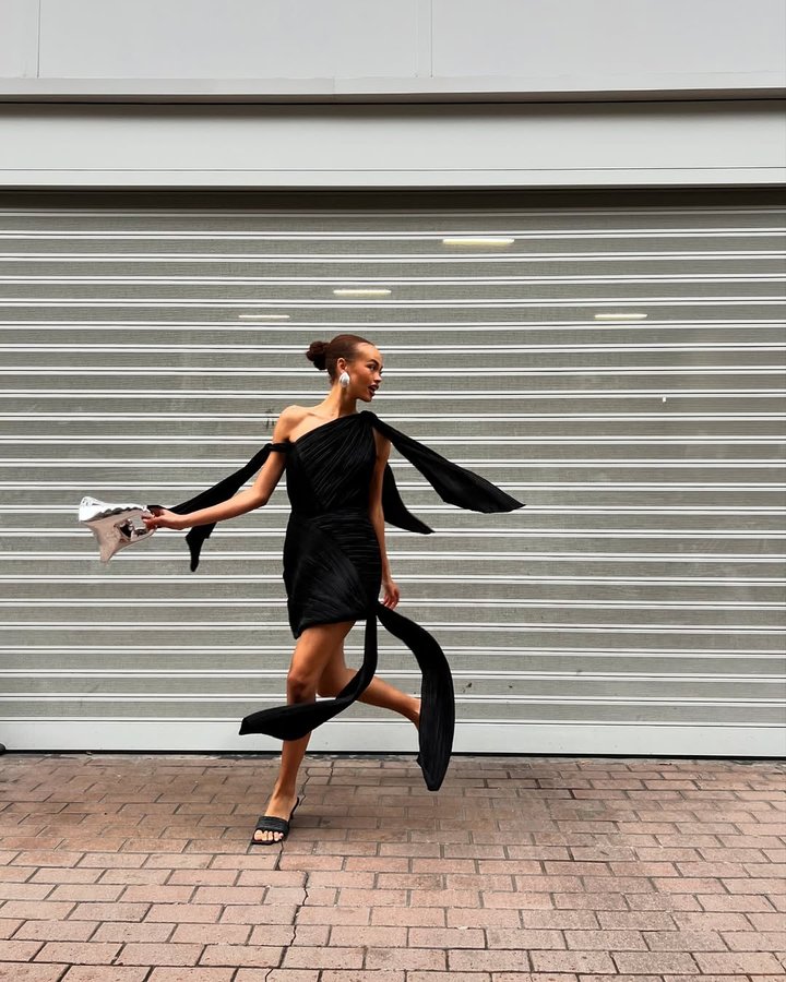 Instagram post by @cristinachenii for CULT GAIA. Caption reads: Nothing else to say but @cultgaia
ad.