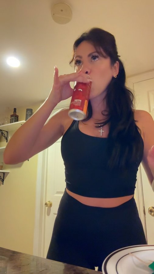 Instagram post by @laitalianprincess for Wynk. Caption reads: Time to relax before the festivities with a....