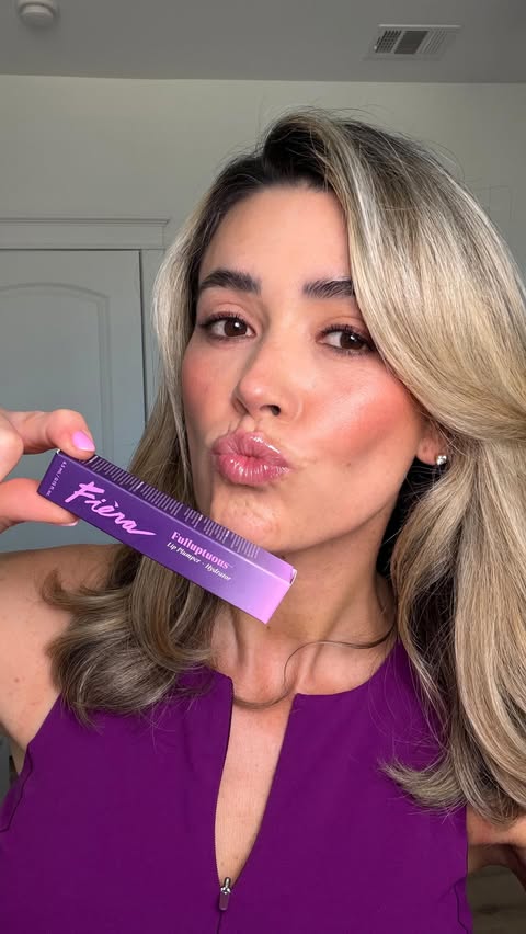 Instagram post by @janiechicstyle for Fièra Cosmetics. Caption reads: Say hello to fuller-looking lips — without the....