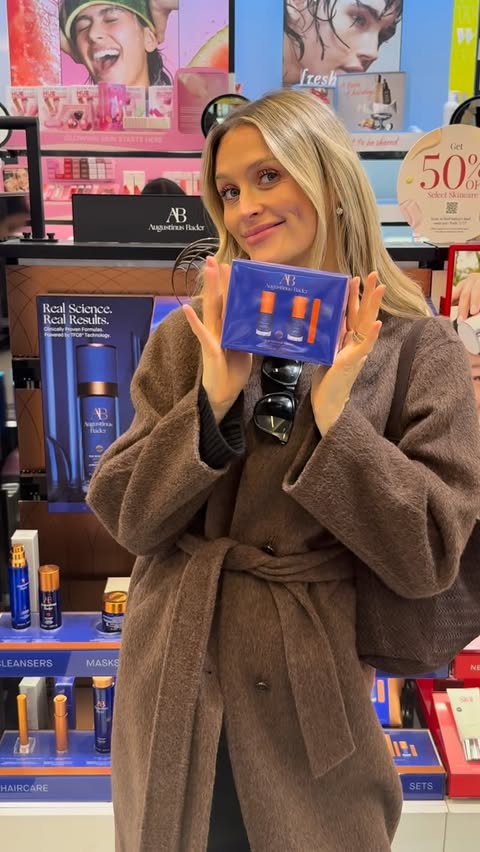 Instagram post by @juliamcguire for Augustinus Bader. Caption reads: [...] everyone's carry on for vacations.....