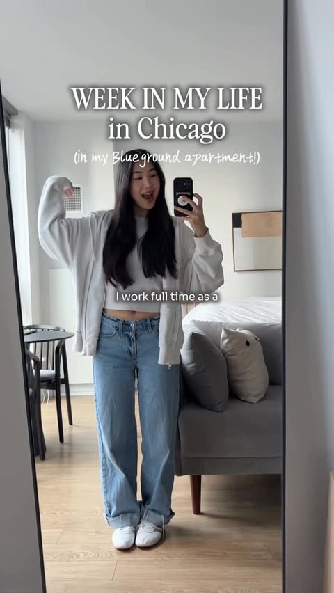 Instagram post by @jesslui1 for Blueground. Caption reads: [...] working full remote in my Chicago....
