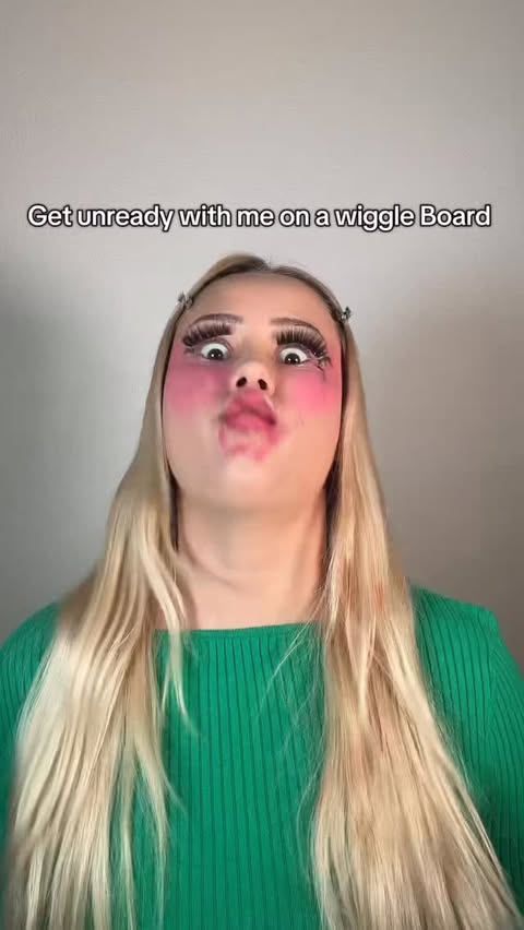 Instagram post by @noeminikita for Axis-y. Caption reads: Anzeige | skincare on a wiggle board 🫨....