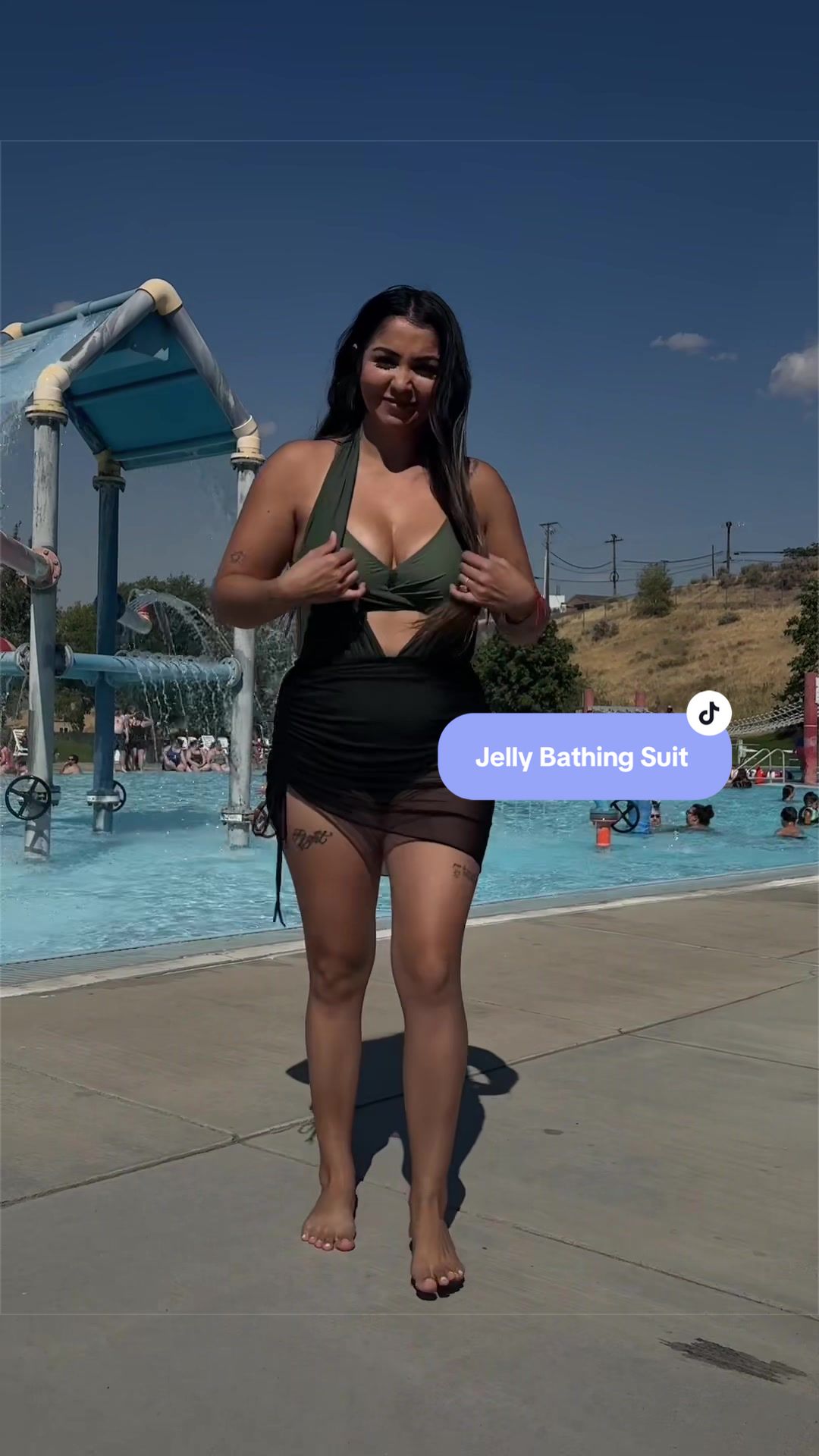 TikTok post by @yuri.mendoza96 for Jellywood. Caption reads: Such a cute mom bathing suit 👙!! @Jellywood_....