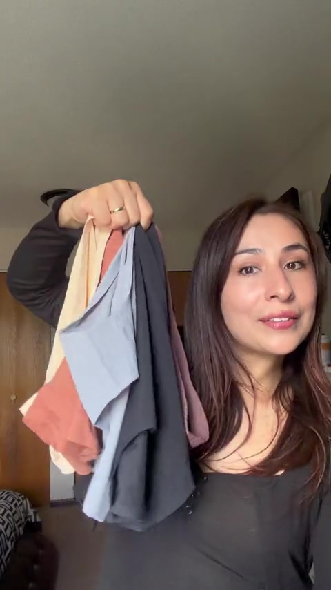 TikTok post by @jessicajasmin07 for FINETOO. Caption reads: @FINETOO #seamlesspanties.