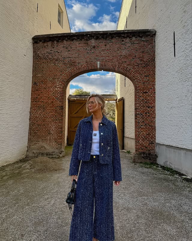 Instagram post by @celinevanouytsel for Fracomina. Caption reads: [...] been asking me about 💙 it’s....