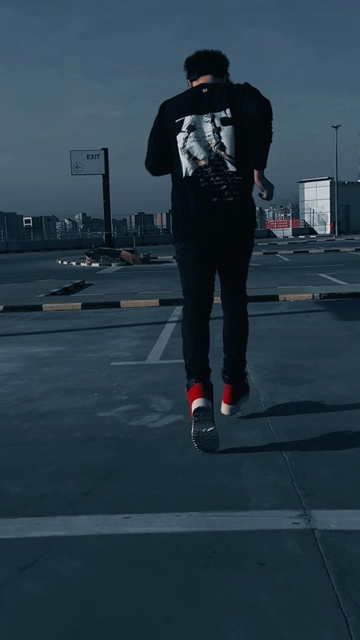 Instagram post by @cristian_pestritu for CRISTIANZEROTRE. Caption reads: Starboots.

By @cristianzerotre 

#ad....