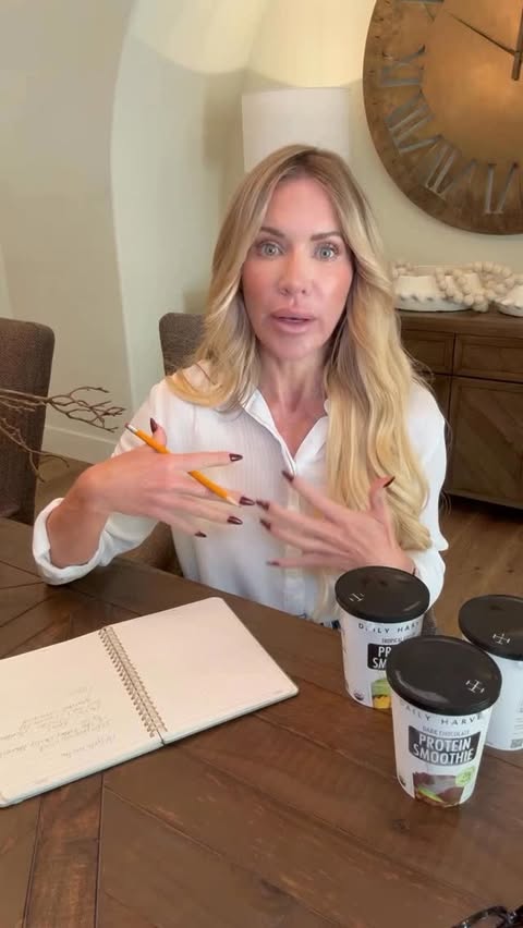 Instagram post by @jennifer.pedranti for DAILY HARVEST. Caption reads: Quick, easy, actually good. Cheers 🥤....