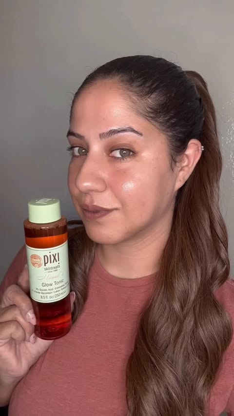 Instagram post by @emsbymanal for Pixi Beauty. Caption reads: Perfect Glow Kit @pixibeauty 

The Perfect Glow....