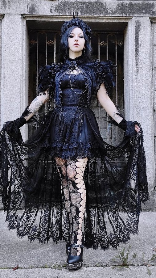 Instagram post by @hekate_nocturnal for FANTASMAGORIA. Caption reads: Last post about this magnificent outfit and now I....