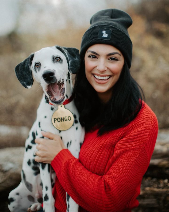 Instagram post by @alliedesantis for Love Your Melon. Caption reads: [...] y’all 🙌🏽 It’s CyberWeek at @loveyourmelon;....