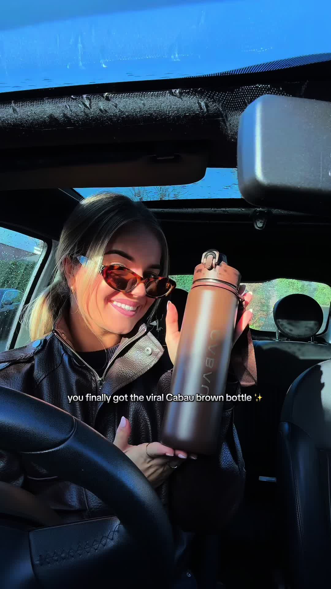 TikTok post by @xlottemeester for Cabau Lifestyle. Caption reads: Love deze fles!! 😍🤎 @Cabau Lifestyle....