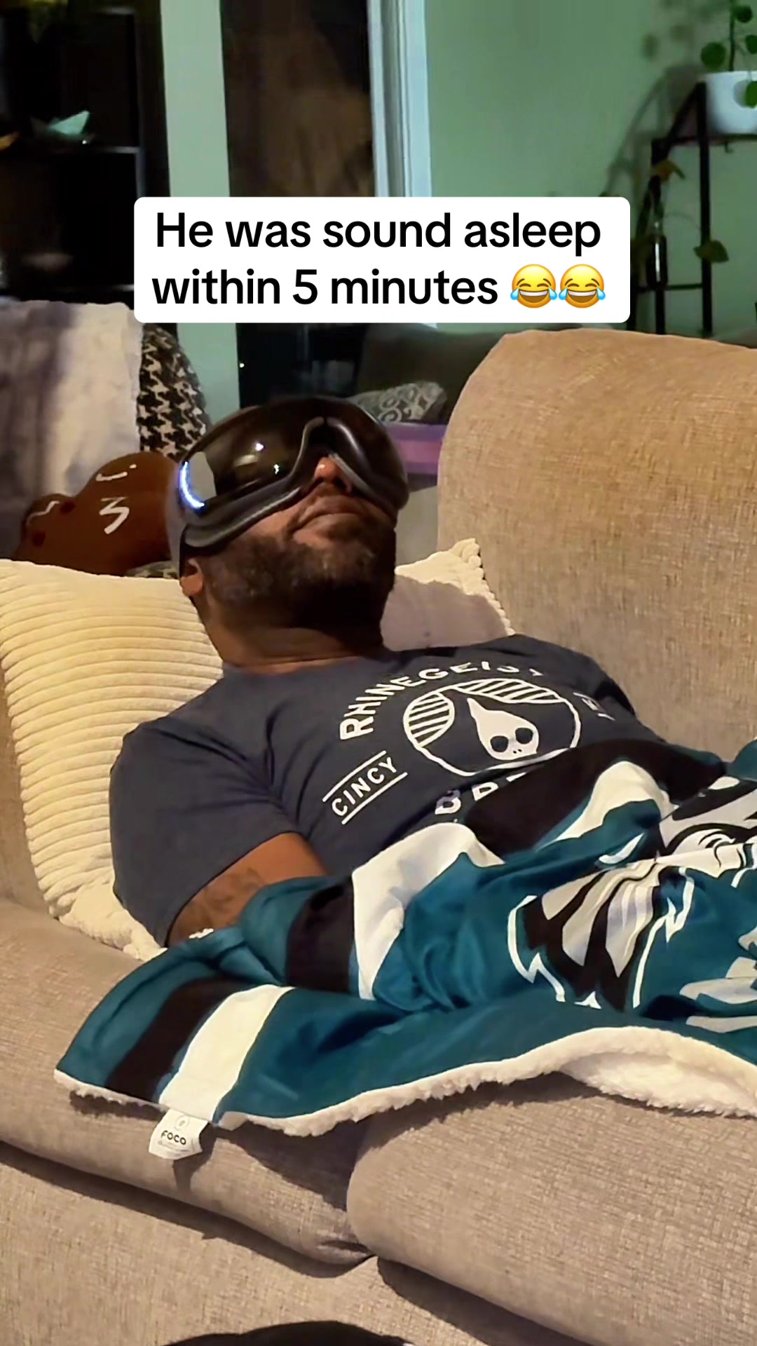 TikTok post by @mary_mack for RENPHO. Caption reads: He had no idea I was filming him 😂 @RENPHO you....