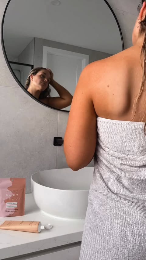 Instagram post by @jaydeetiarra for BodyBlendz. Caption reads: My everything shower just got an upgrade 🫧.