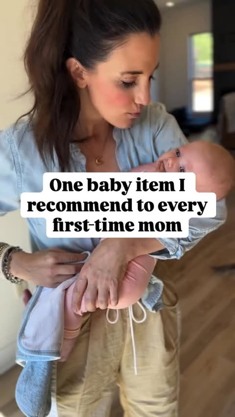 Instagram post by @ontrackbaby for Tushbaby. Caption reads: [...] mom deserves an extra hand. Comment TUSHBABY....