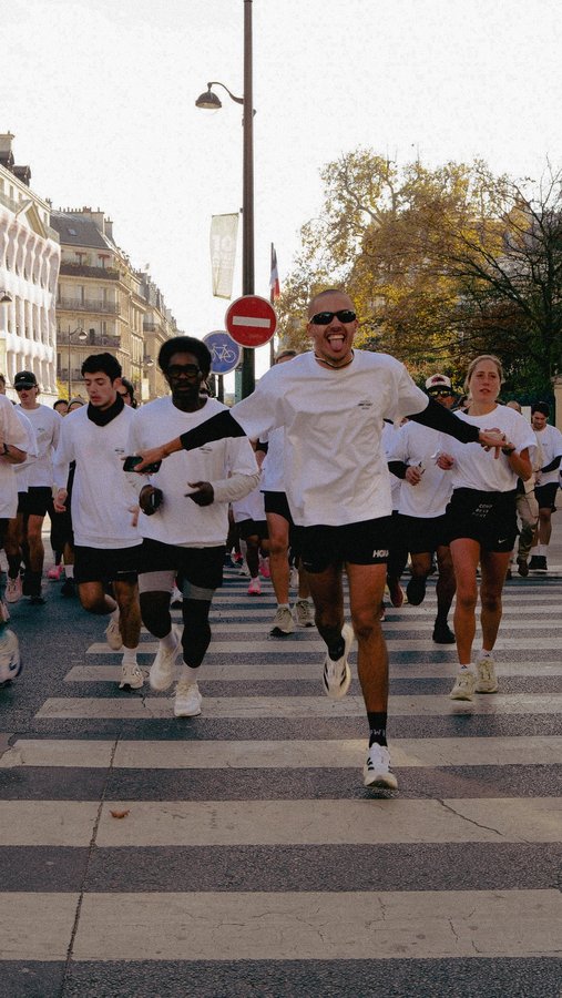 Instagram post by @viewsfrance for Jimmy Fairly. Caption reads: Views et Jimmy Fairly ont organisé un running club....