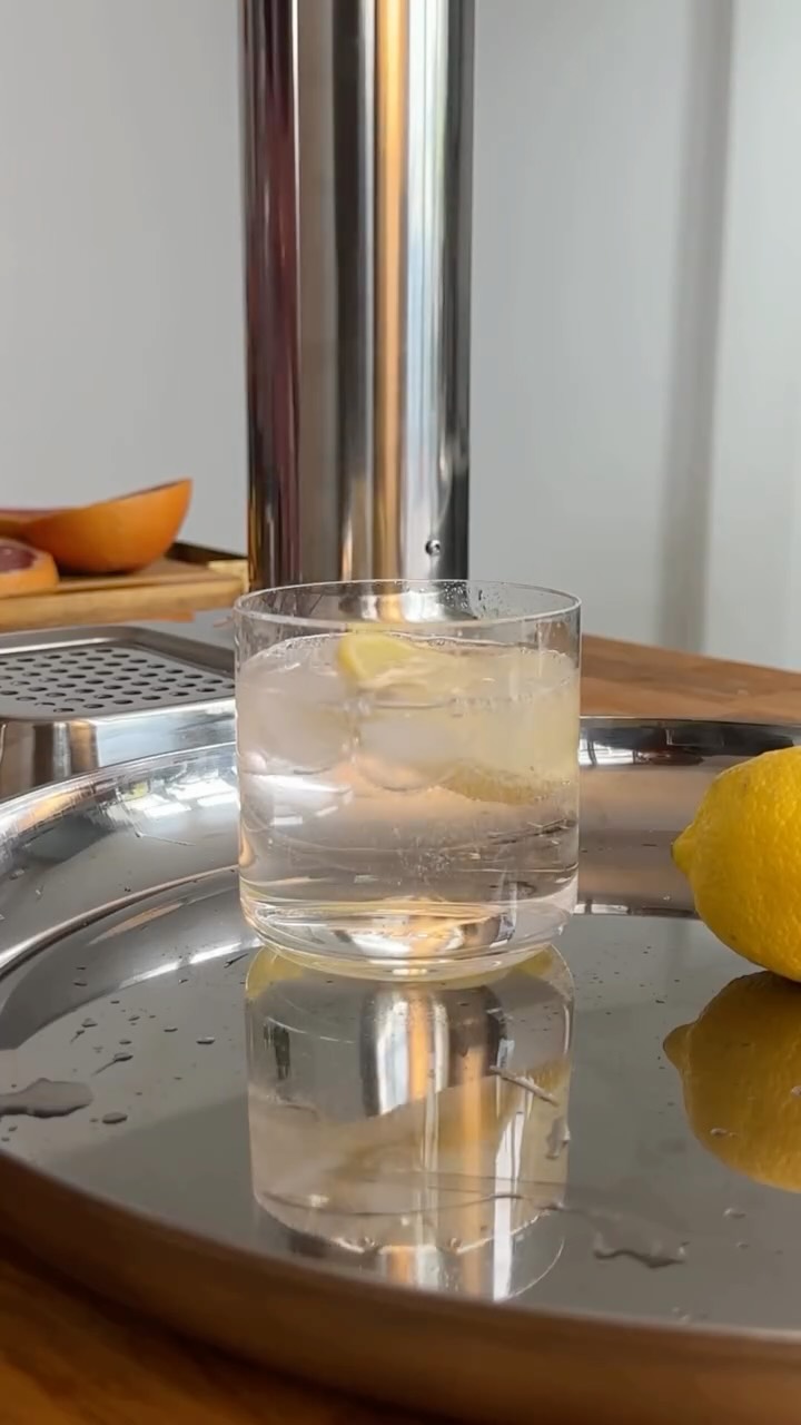 Instagram post by @chariza_ for aarke. Caption reads: [...] day? Yes please. Ft Carbonator 3 from @aarke....