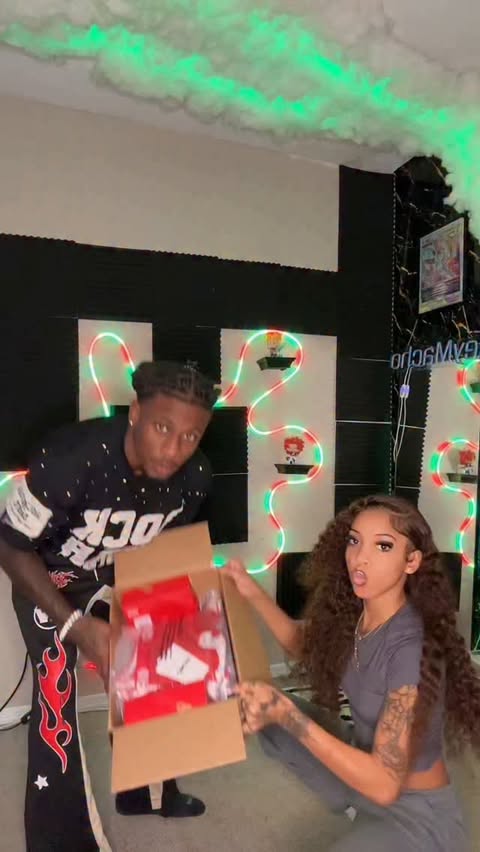 Instagram post by @machonjules4l for PSD Underwear. Caption reads: @psdunderwear just dropped their new
Christmas....