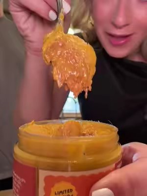 TikTok post by @iamsarahtonin for CHOCBOX. Caption reads: [...] it’s back! #pumpkinspice #cookiebutter....