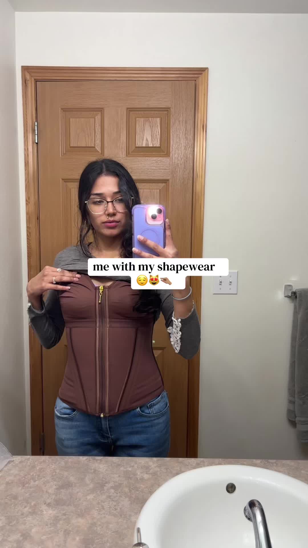 TikTok post by an influencer for SHAPSHE. Caption reads: [...] love it so much 😌 #shapewear #shapshe....