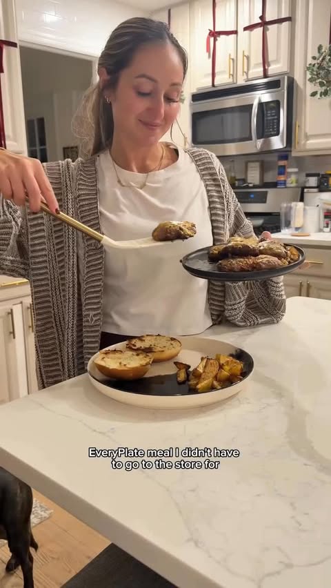 Instagram post by @veryveronicay for EveryPlate. Caption reads: [...] sits at the table together’ era....