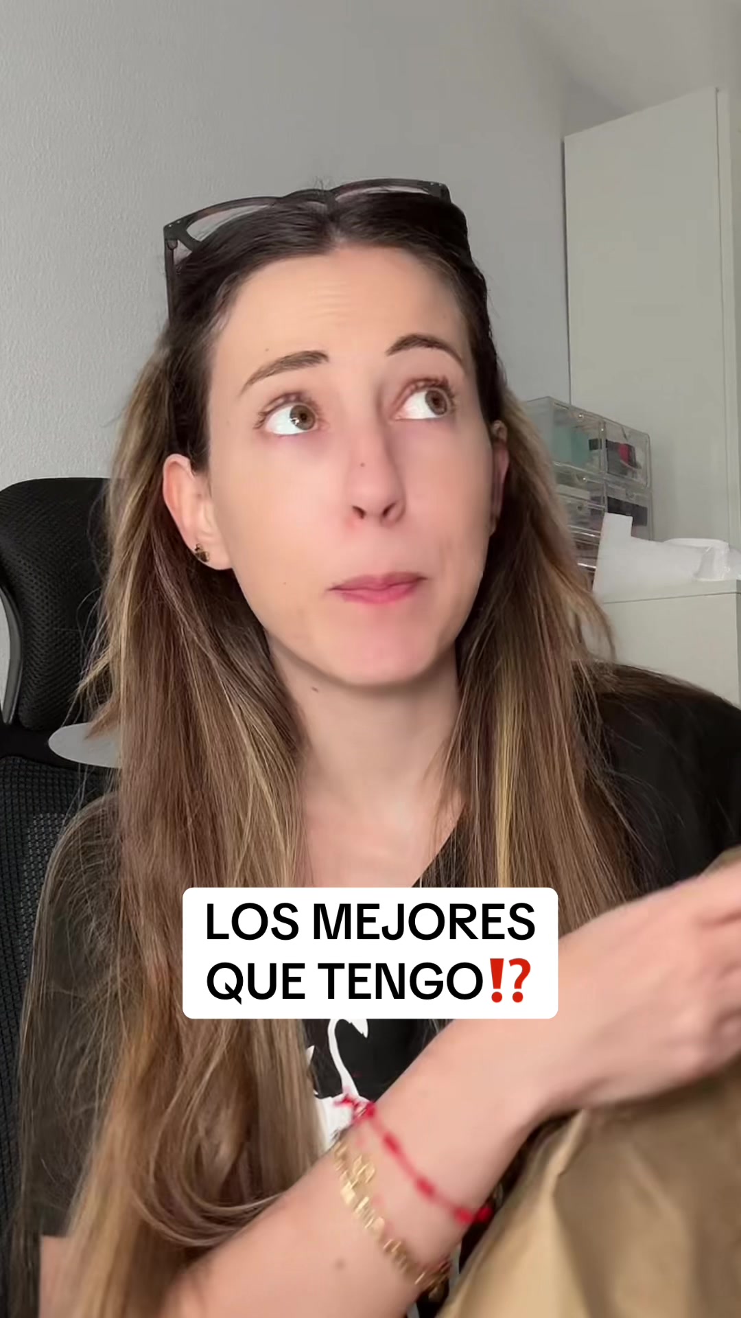 TikTok post by @natalia.kyomu for Utopya Shop. Caption reads: [...] #vaqueros #jeansmujer #jeans @Utopya Shop .