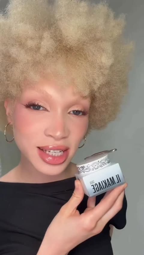 Instagram post by @blondie.fro for IL MAKIAGE. Caption reads: @ilmakiage Power Lift is just what your skin needs....