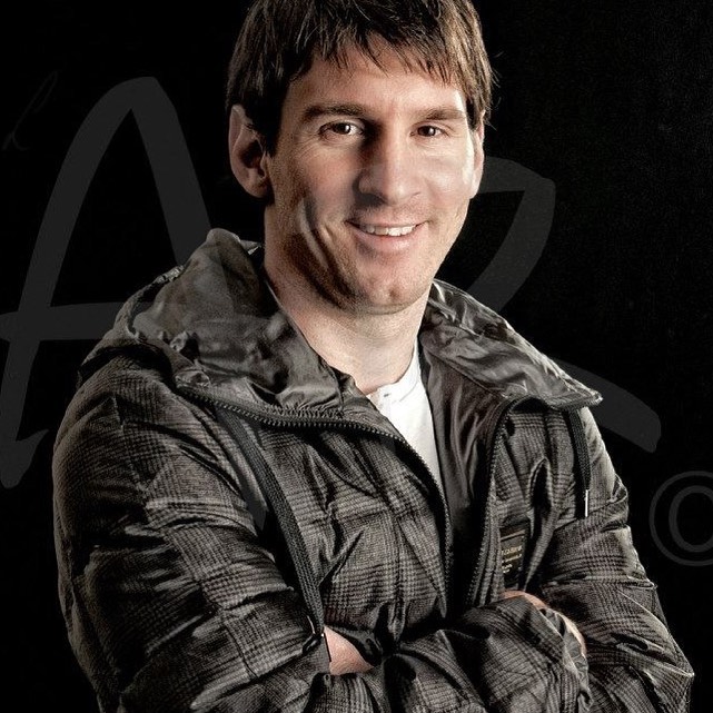 Instagram post by @andreruessel_photography for USA TODAY. Caption reads: Leo 🙏🏻 Lionel Messi He is always the best....