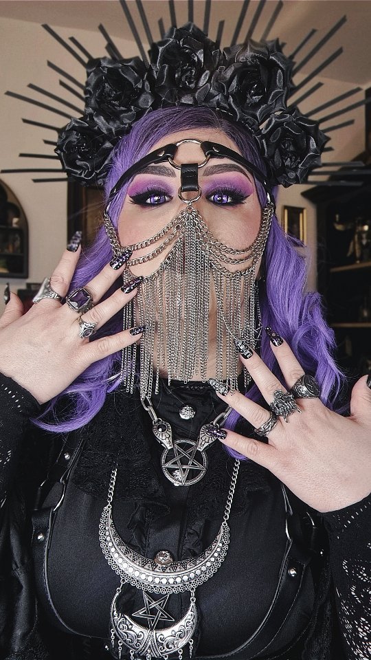 Instagram post by @ladychiara86 for Onlymaker. Caption reads: [...] were gifted by....