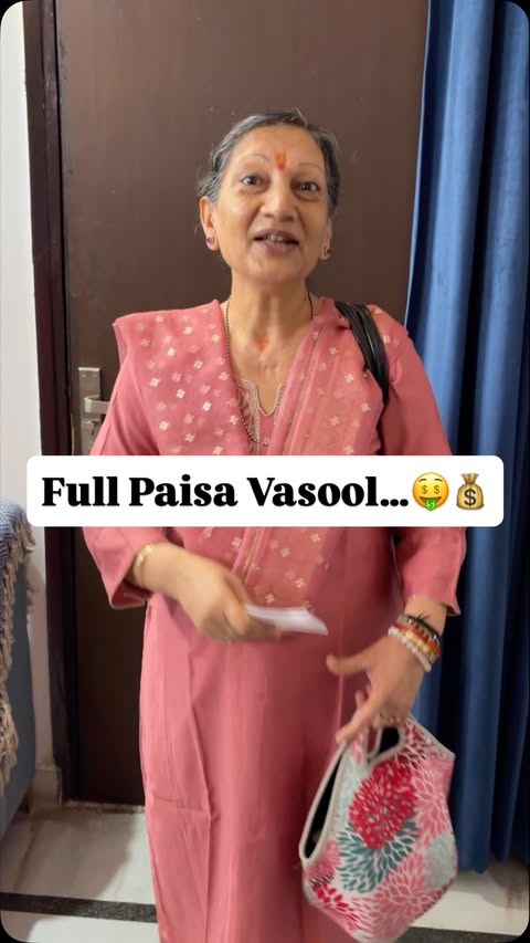 Instagram post by @retired_sunita for SMART Bazaar. Caption reads: [...] memories never fade. ❤️ Today, Smart Bazaar....