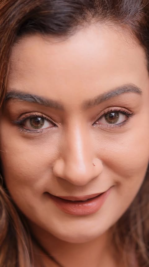 Instagram post by @antara_mishra for Aqualens. Caption reads: Honestly thought Dusky Brown was the one, until I....