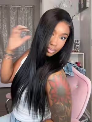 TikTok post by @yungchicago773 for Sunber Hair. Caption reads: 4 styles 1 wig 😍 @Sunber Hair @Sunberhair....