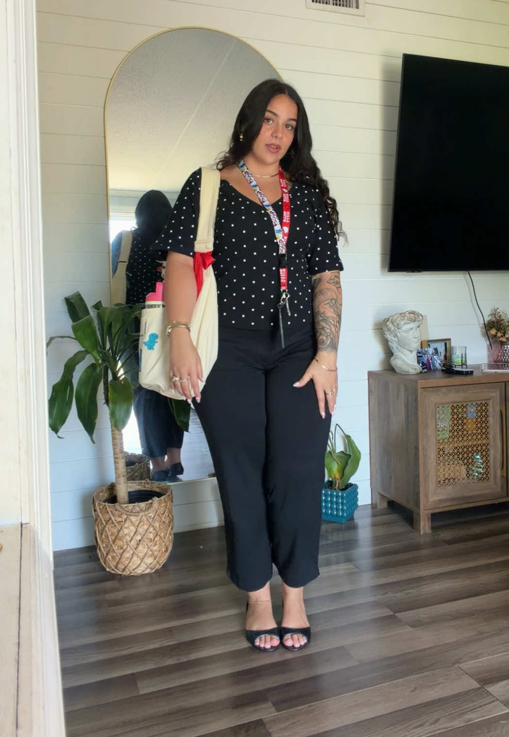 TikTok post by @_lexiesuniverse_ for Cider USA. Caption reads: @Cider USA #cider #workoutfit [...].