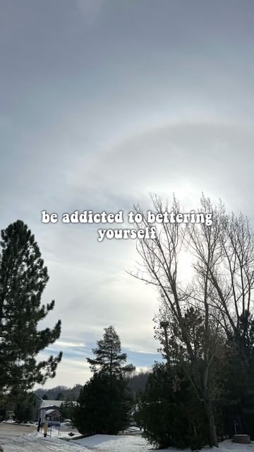 Instagram post by @sarah.oneiill for Clearly. Caption reads: #ad | @clearlyca has some EYE-catching deals for....