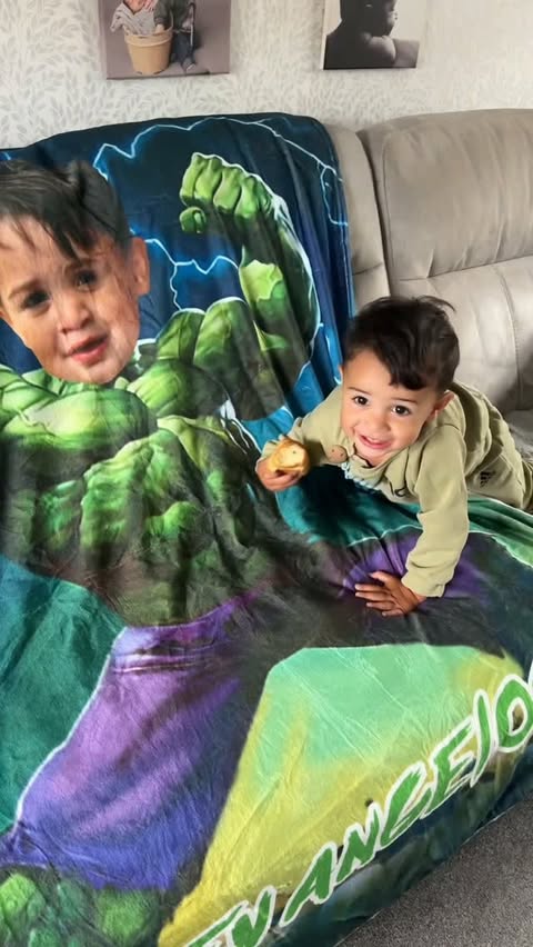 Instagram post by @theioannoubros for Makemesurprise. Caption reads: [...] these personalised blankets from....