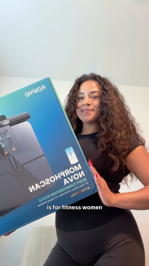 Instagram post by @jacklinemtz for RENPHO. Caption reads: [...] feature you’re most excited to try! 💪....