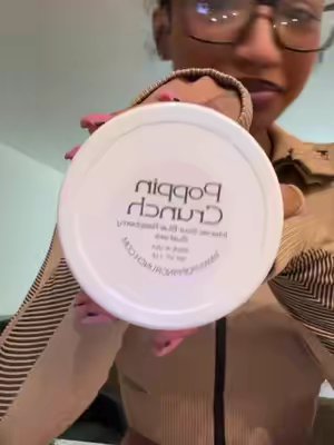 TikTok post by @riamorai for Poppin Crunch. Caption reads: they sent moreee 🤭 @PoppinCrunch #freesample.