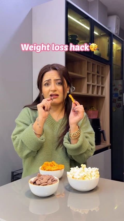 Instagram post by @missjasleenarora for OZiva. Caption reads: Replaced my winter munching chaos with one cozy....