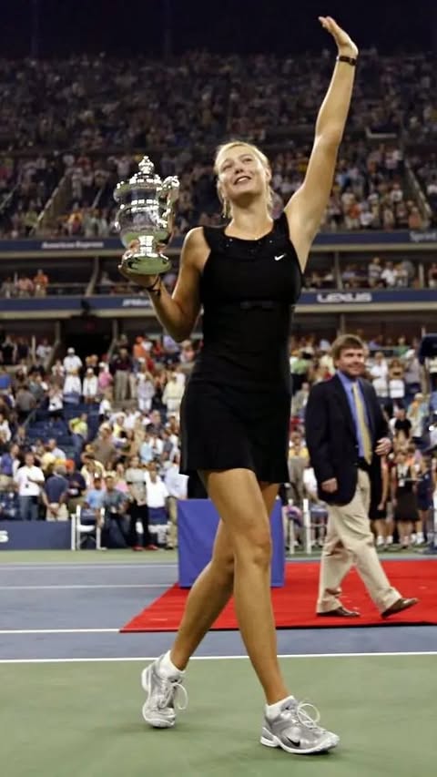 Instagram post by @nataliaspotts for Poshmark. Caption reads: [...] has grown so much since 2018 thanks to....