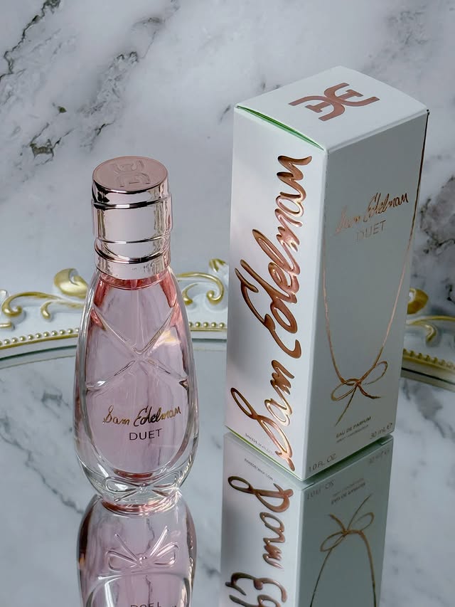 Instagram post by @dreamsy66 for Sam Edelman. Caption reads: Sam Edelman Duet Fragrance 🌸 A fresh blend of....