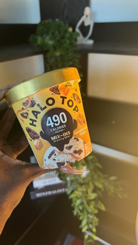 Instagram post by @thestephaniemonique for Halo Top Creamery. Caption reads: [...] looks a lot like my life with these....